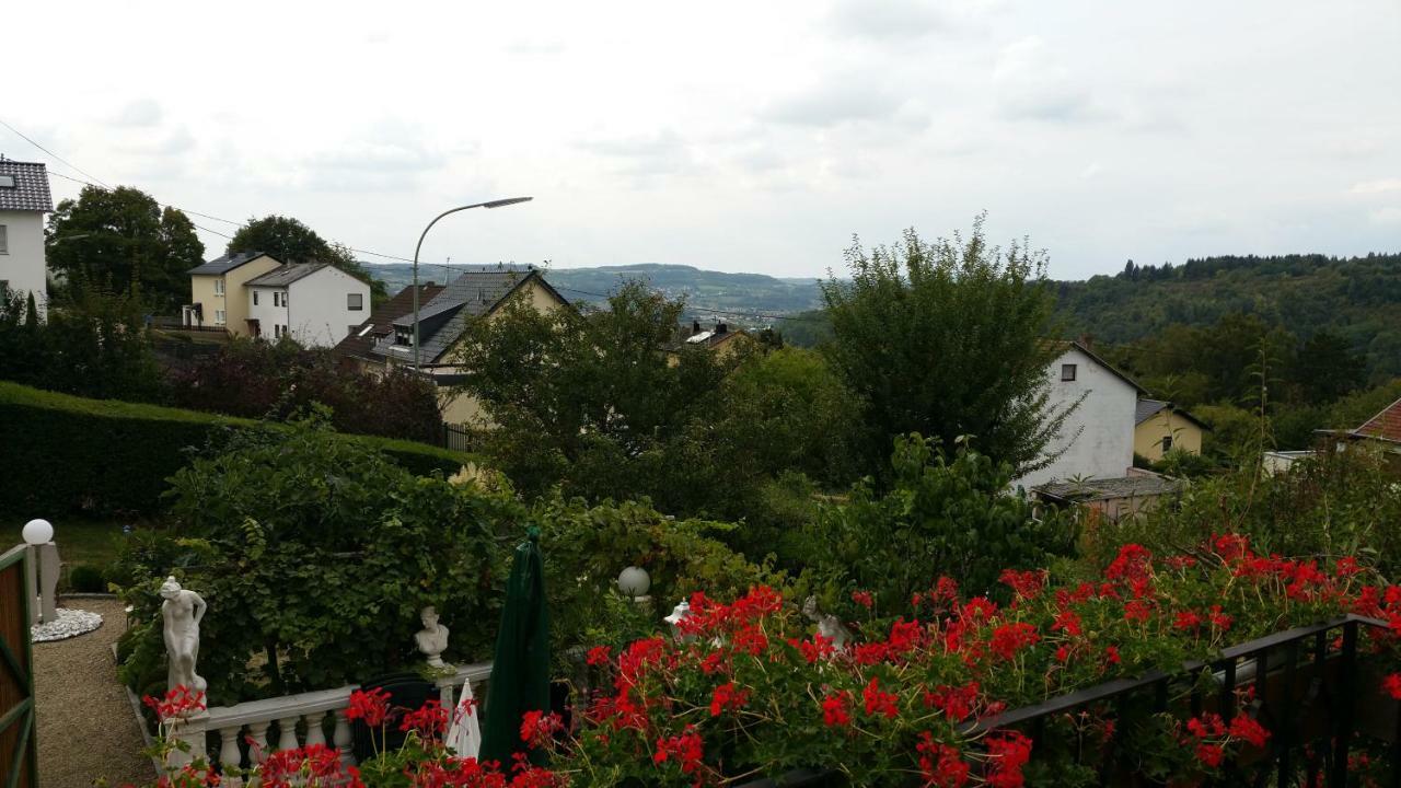 Ferienwohnung Am Gipsberg Merzig Exteriör bild