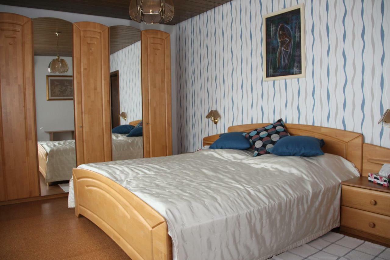 Ferienwohnung Am Gipsberg Merzig Exteriör bild
